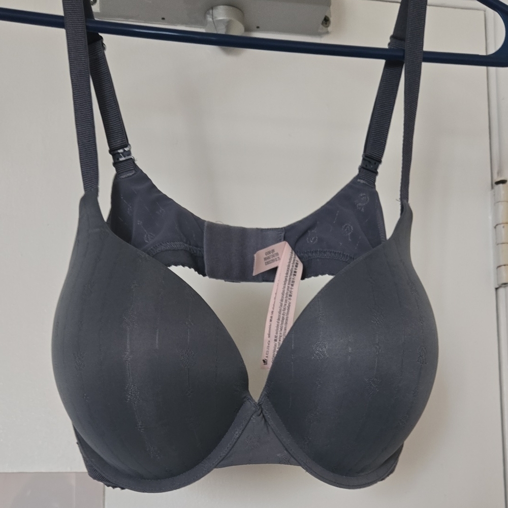 Victoria's Secret Push up Bra 38C